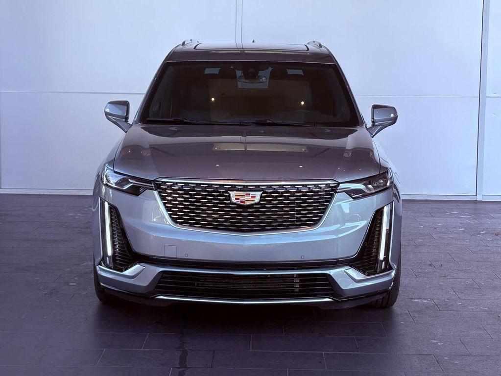 used 2025 Cadillac XT6 car, priced at $44,998