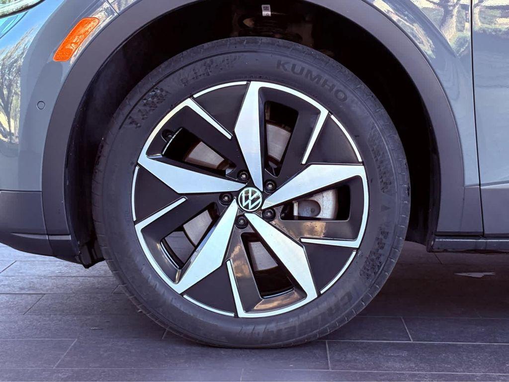 used 2023 Volkswagen ID.4 car, priced at $21,991