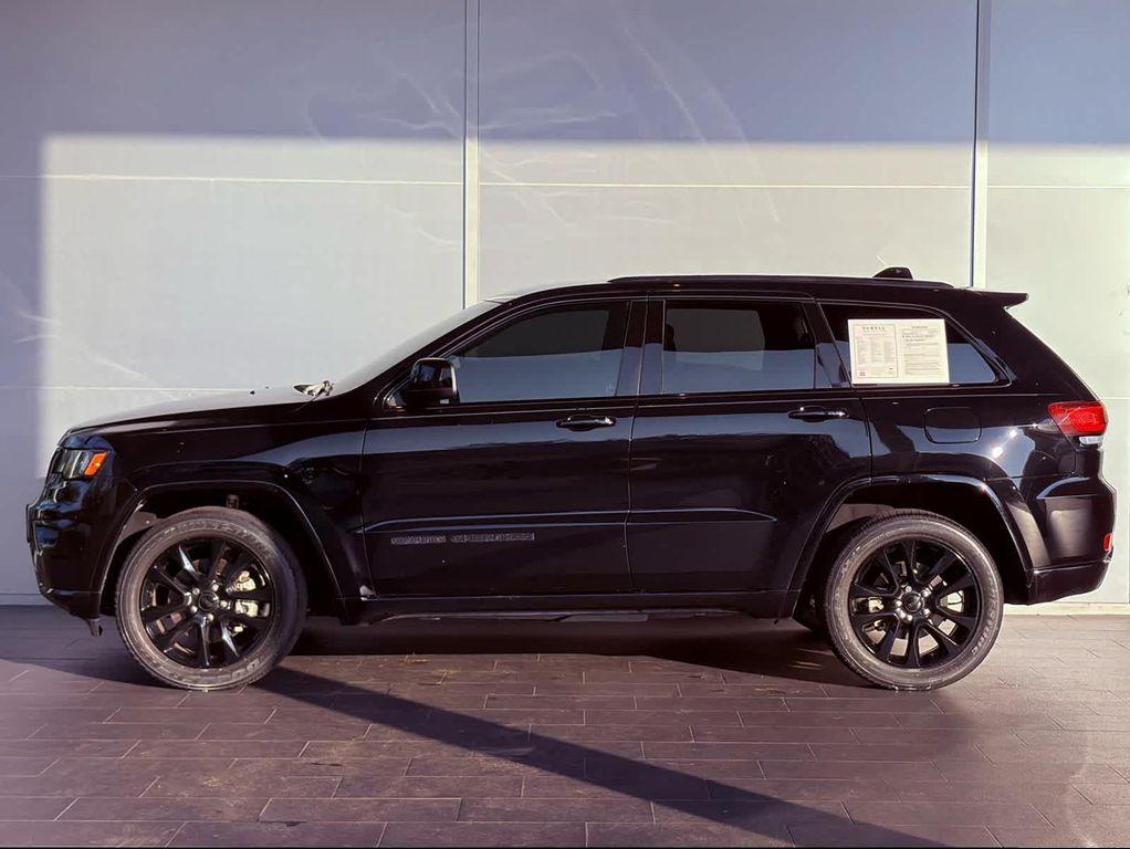 used 2021 Jeep Grand Cherokee car, priced at $24,998