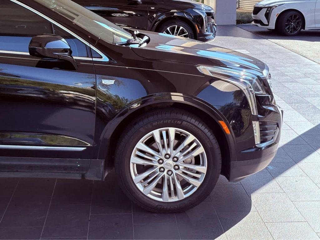 used 2018 Cadillac XT5 car, priced at $18,999