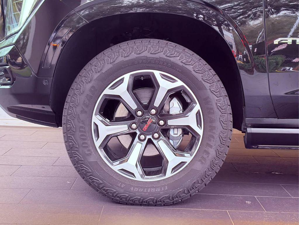 used 2026 GMC Yukon car, priced at $84,999