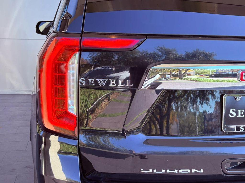 used 2021 GMC Yukon car, priced at $39,991