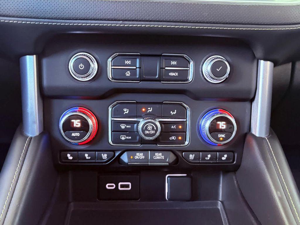 used 2021 GMC Yukon car, priced at $39,991