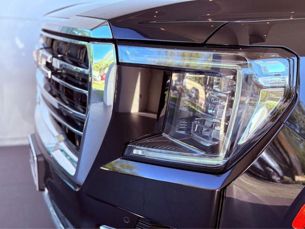 used 2021 GMC Yukon car, priced at $39,991