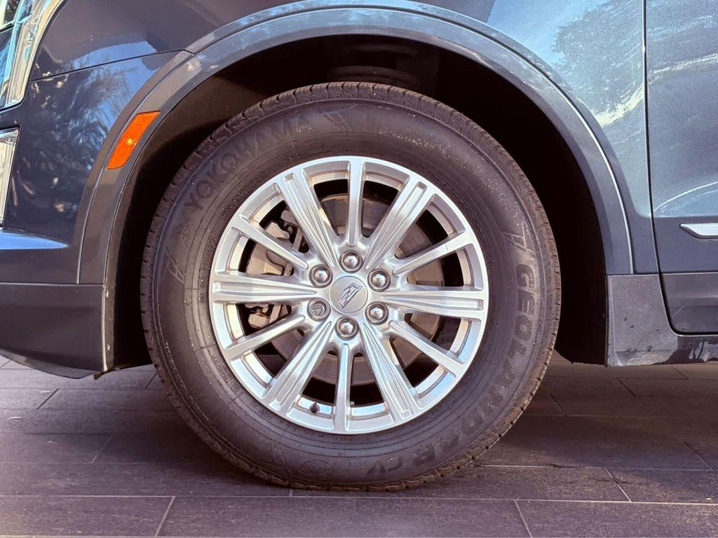 used 2019 Cadillac XT5 car, priced at $20,986