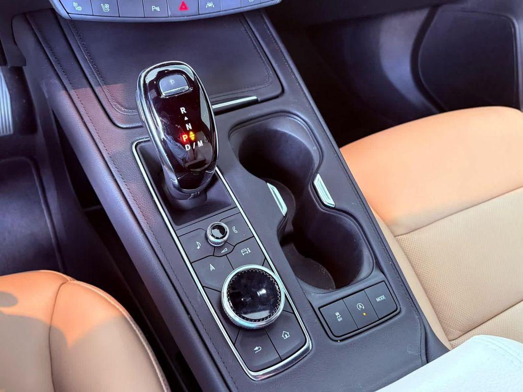 used 2023 Cadillac XT4 car, priced at $26,998