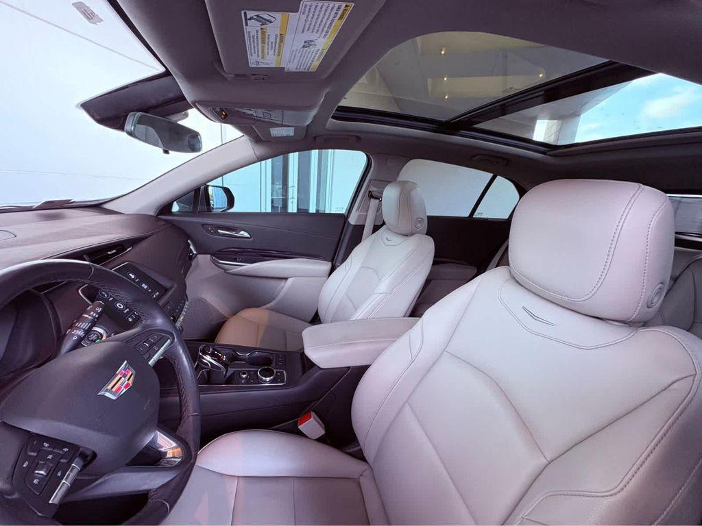 used 2023 Cadillac XT4 car, priced at $26,998