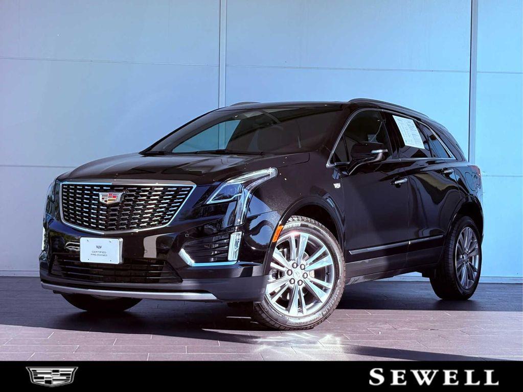 used 2025 Cadillac XT5 car, priced at $41,999