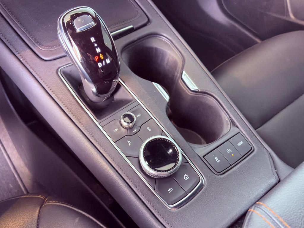 used 2023 Cadillac XT4 car, priced at $29,998