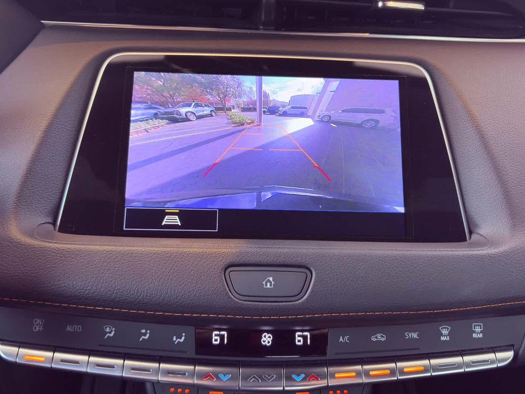 used 2023 Cadillac XT4 car, priced at $29,998