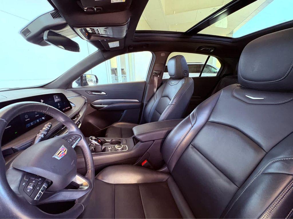 used 2024 Cadillac XT4 car, priced at $29,991