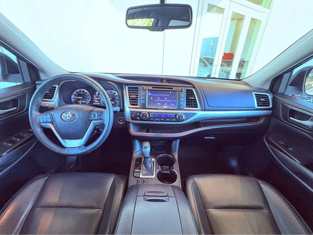 used 2015 Toyota Highlander car, priced at $18,998