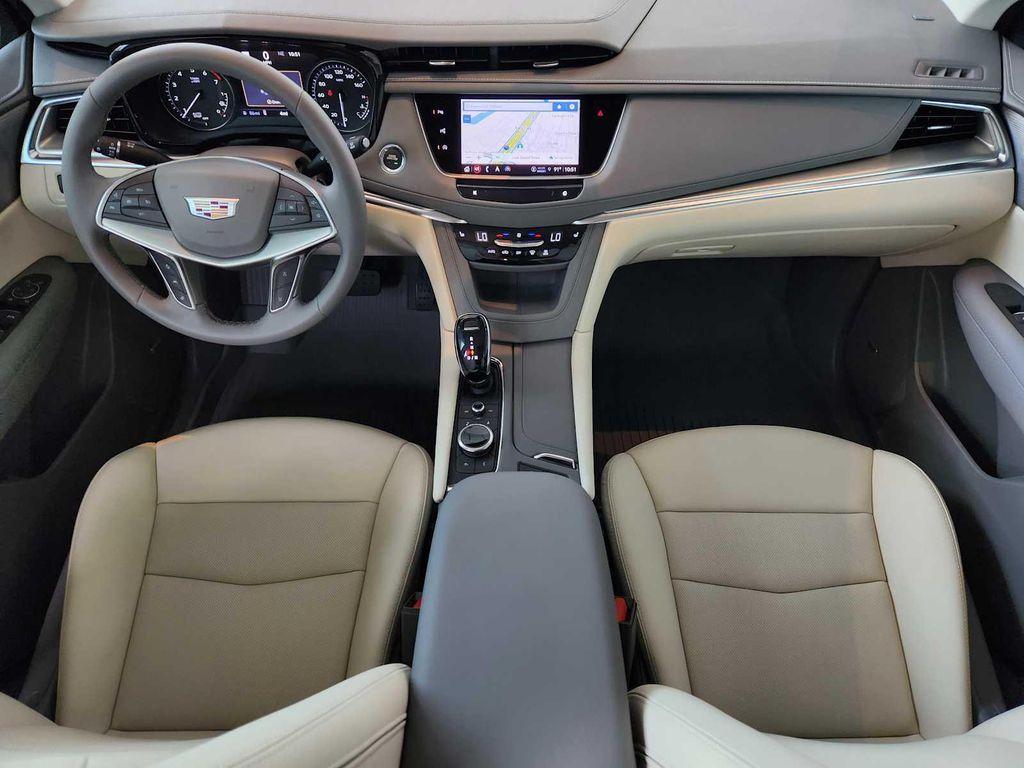 new 2025 Cadillac XT5 car, priced at $56,365