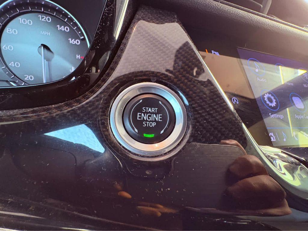 used 2021 Cadillac XT6 car, priced at $34,998