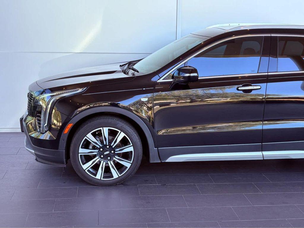 used 2019 Cadillac XT4 car, priced at $15,999