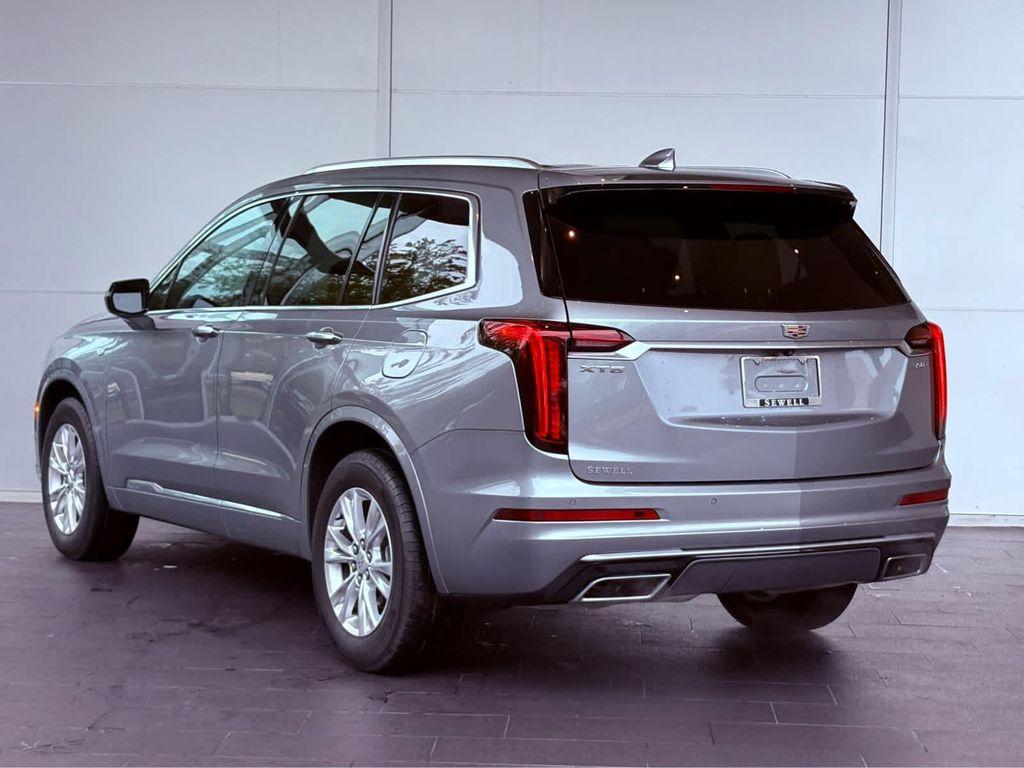 used 2023 Cadillac XT6 car, priced at $31,498