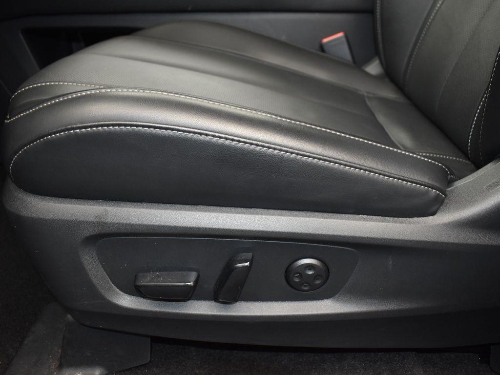 used 2025 INFINITI QX60 car, priced at $50,000