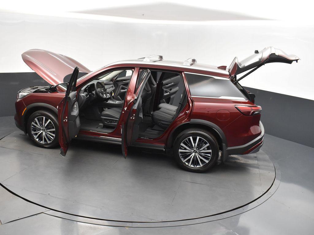 used 2025 INFINITI QX60 car, priced at $46,500