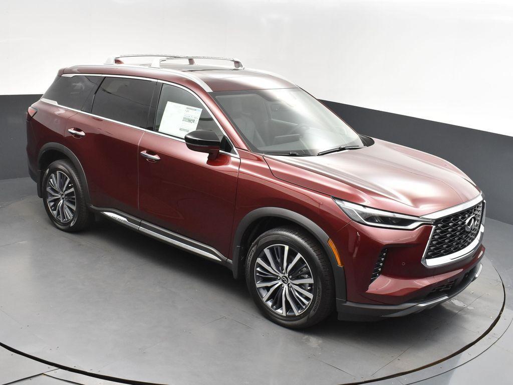 used 2025 INFINITI QX60 car, priced at $46,500