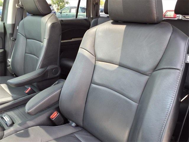 used 2022 Honda Pilot car, priced at $29,200