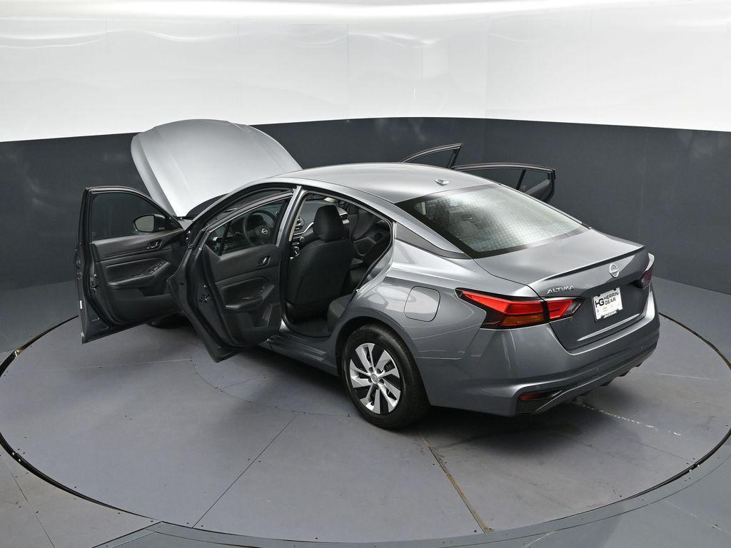 used 2025 Nissan Altima car, priced at $22,288