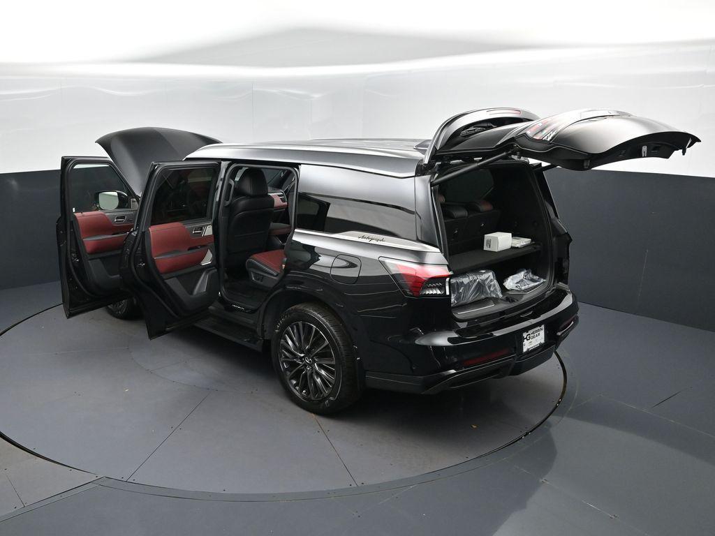 new 2026 INFINITI QX80 car, priced at $112,024