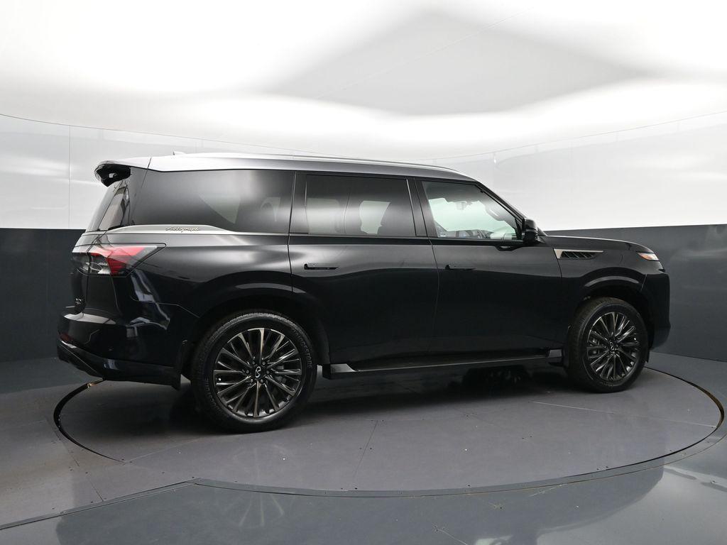 new 2026 INFINITI QX80 car, priced at $112,024