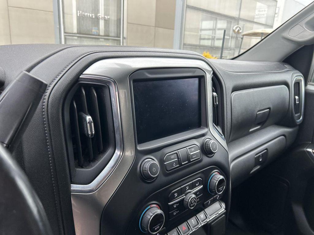 used 2021 Chevrolet Silverado 1500 car, priced at $32,000