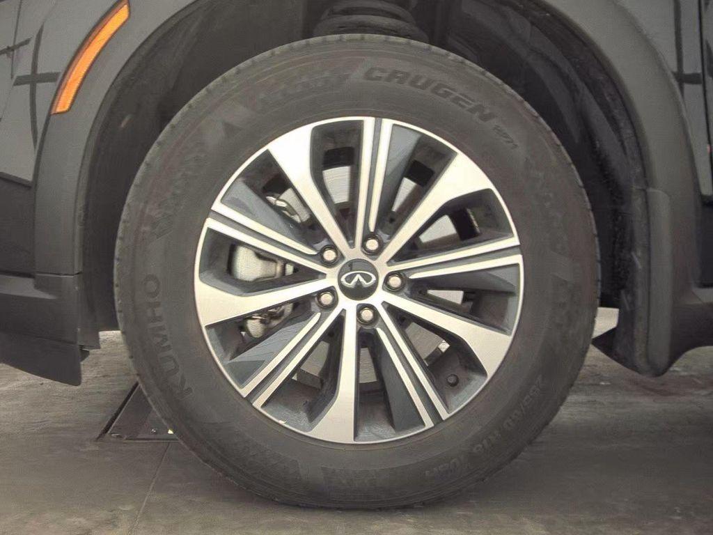 used 2025 INFINITI QX60 car, priced at $38,200