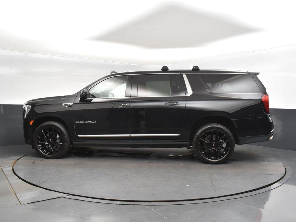 used 2023 GMC Yukon XL car, priced at $42,200