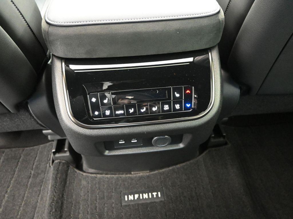 new 2026 INFINITI QX80 car, priced at $103,056