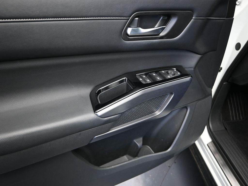 used 2023 Nissan Pathfinder car, priced at $27,200