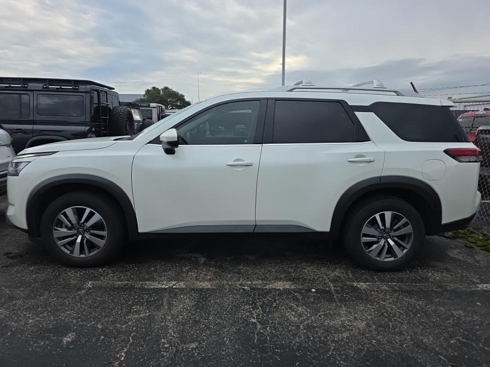 used 2023 Nissan Pathfinder car, priced at $31,000