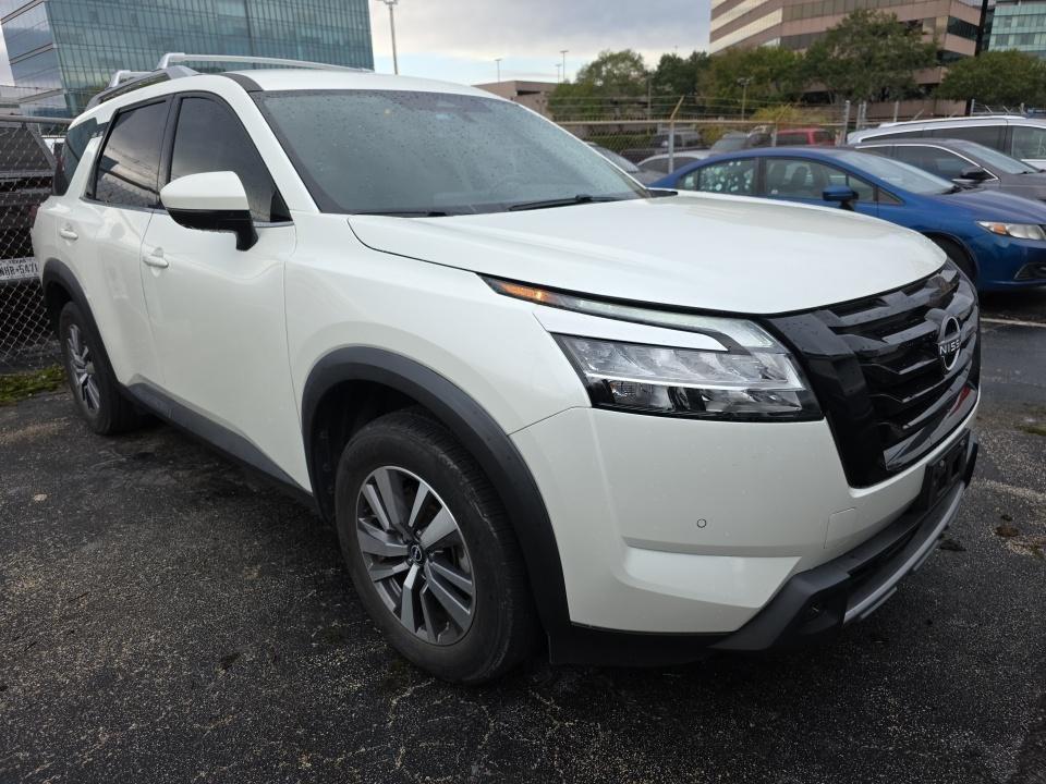 used 2023 Nissan Pathfinder car, priced at $31,000