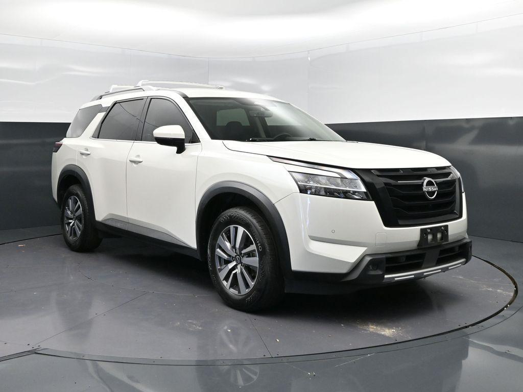 used 2023 Nissan Pathfinder car, priced at $27,200