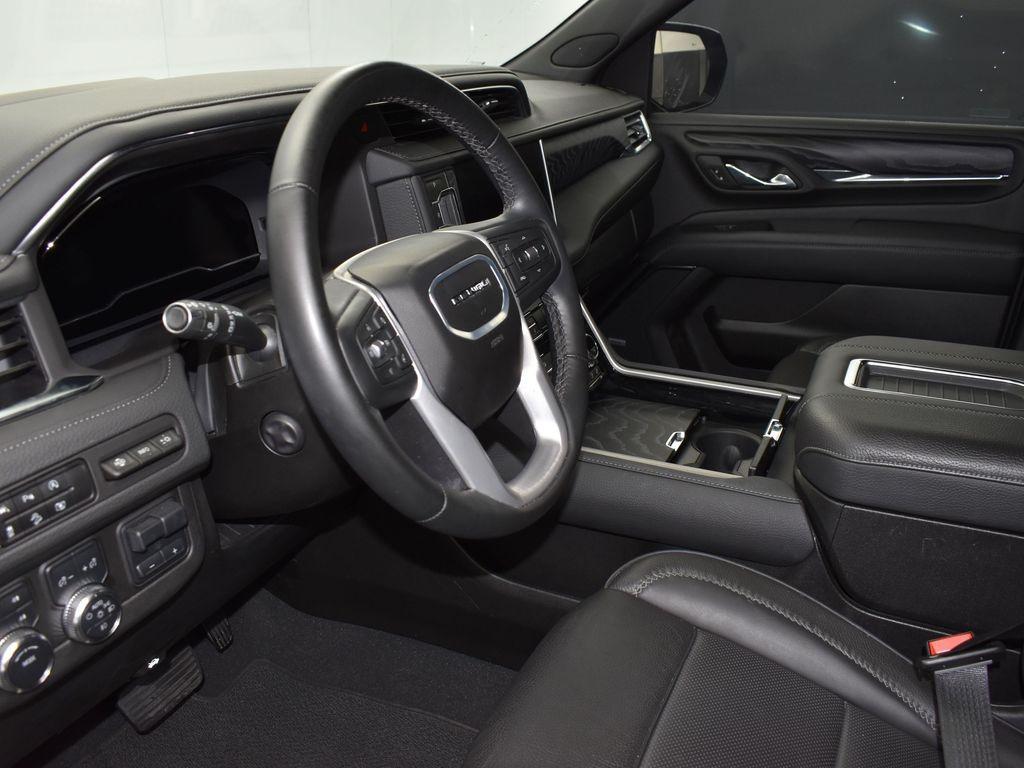 used 2024 GMC Yukon car, priced at $63,200