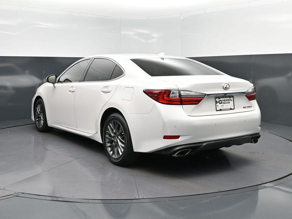 used 2018 Lexus ES 350 car, priced at $27,288