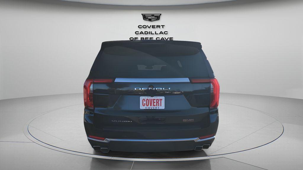 used 2025 GMC Yukon car, priced at $73,404