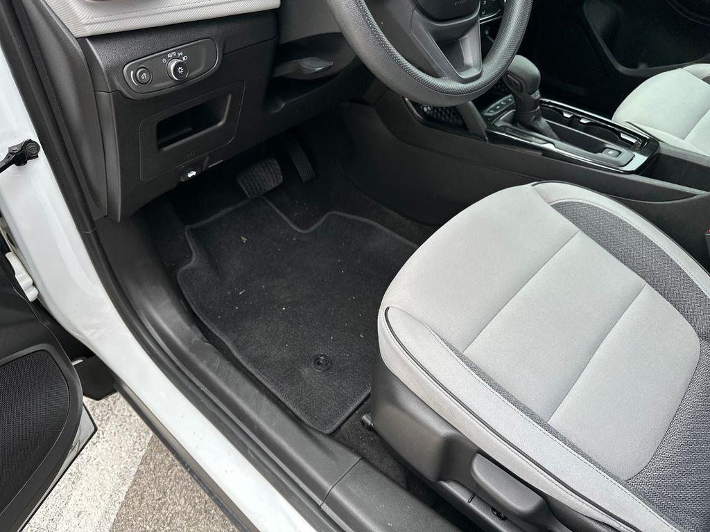 used 2024 Chevrolet TrailBlazer car, priced at $22,399