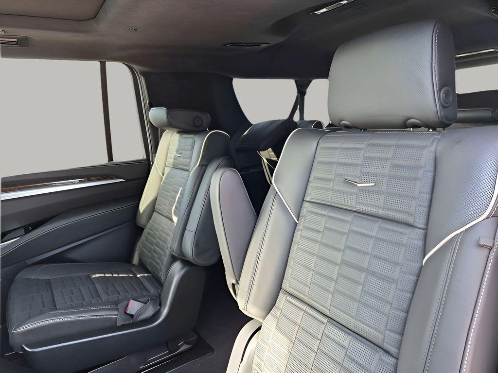 new 2026 Cadillac Escalade ESV car