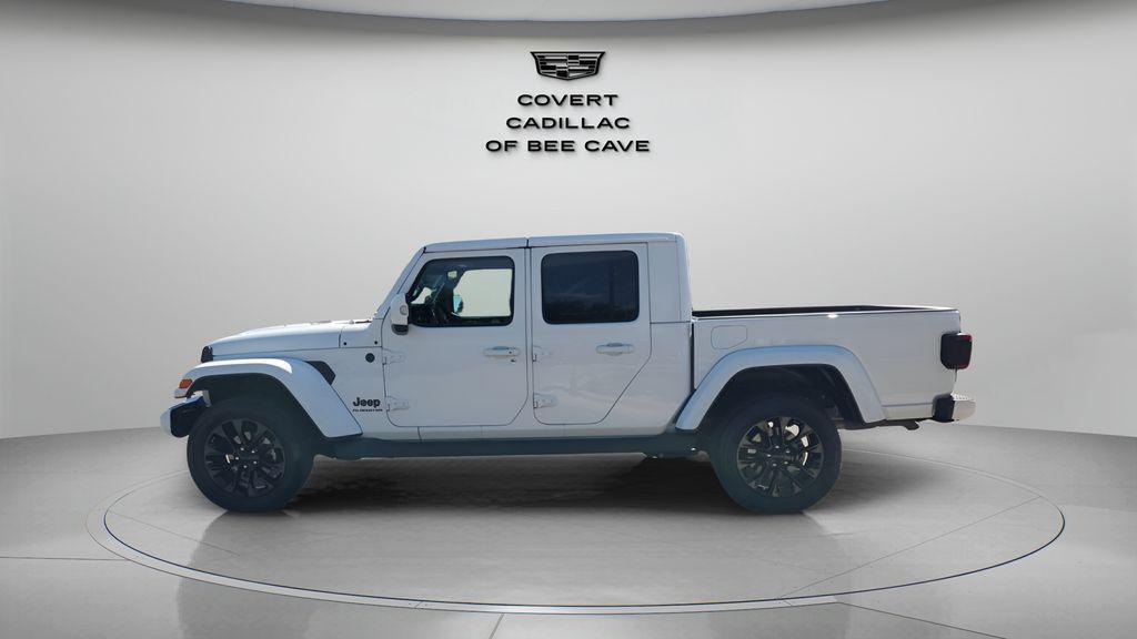 used 2022 Jeep Gladiator car, priced at $33,498