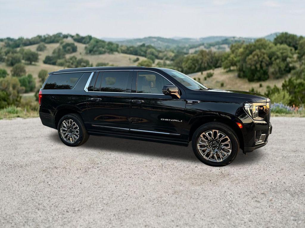 used 2023 GMC Yukon XL car, priced at $62,399