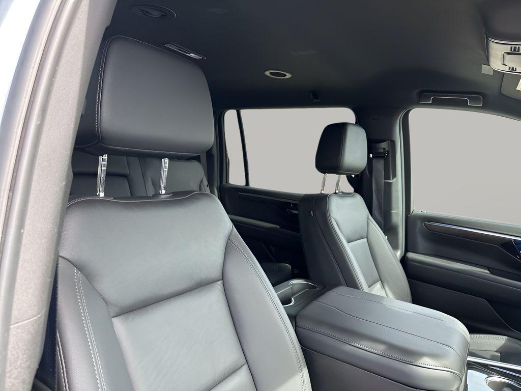 used 2025 Chevrolet Suburban car, priced at $67,284