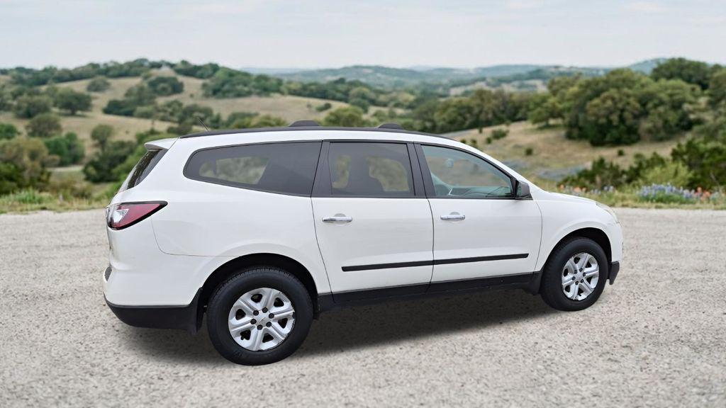 used 2015 Chevrolet Traverse car, priced at $8,998