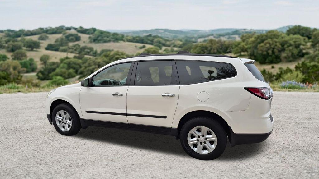 used 2015 Chevrolet Traverse car, priced at $8,998