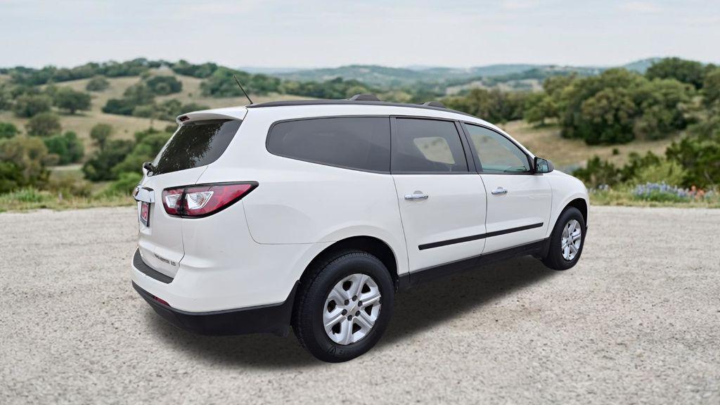 used 2015 Chevrolet Traverse car, priced at $8,998