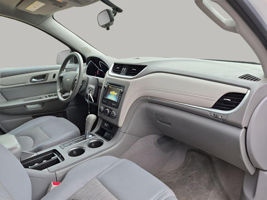used 2015 Chevrolet Traverse car, priced at $8,998