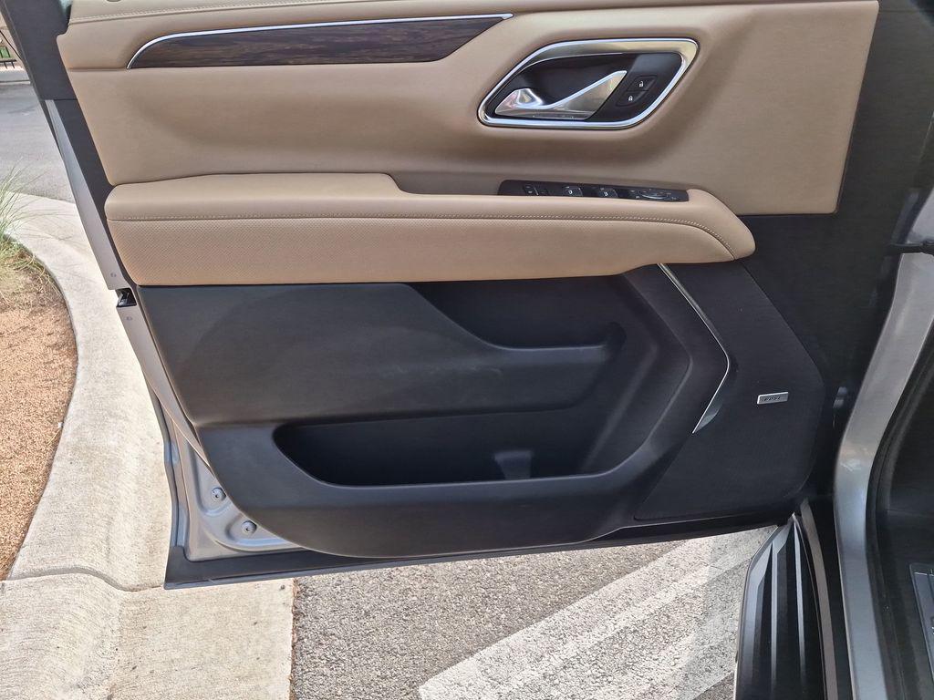 used 2024 Chevrolet Suburban car, priced at $52,997