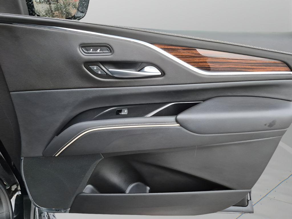 used 2023 Cadillac Escalade ESV car, priced at $64,867