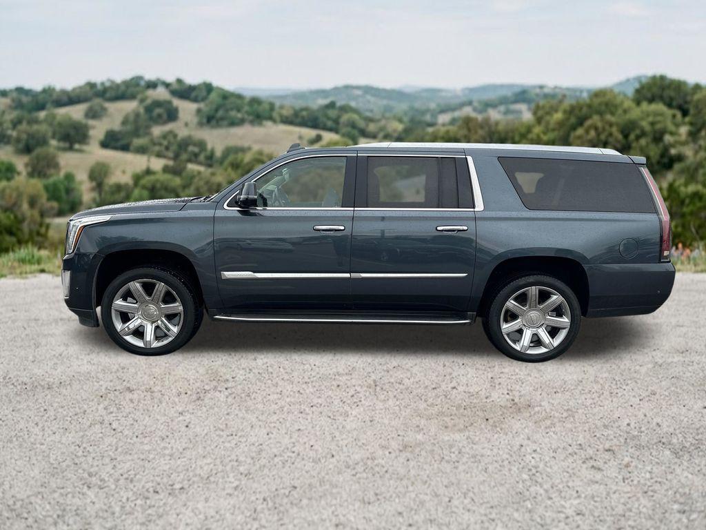 used 2020 Cadillac Escalade ESV car, priced at $24,851